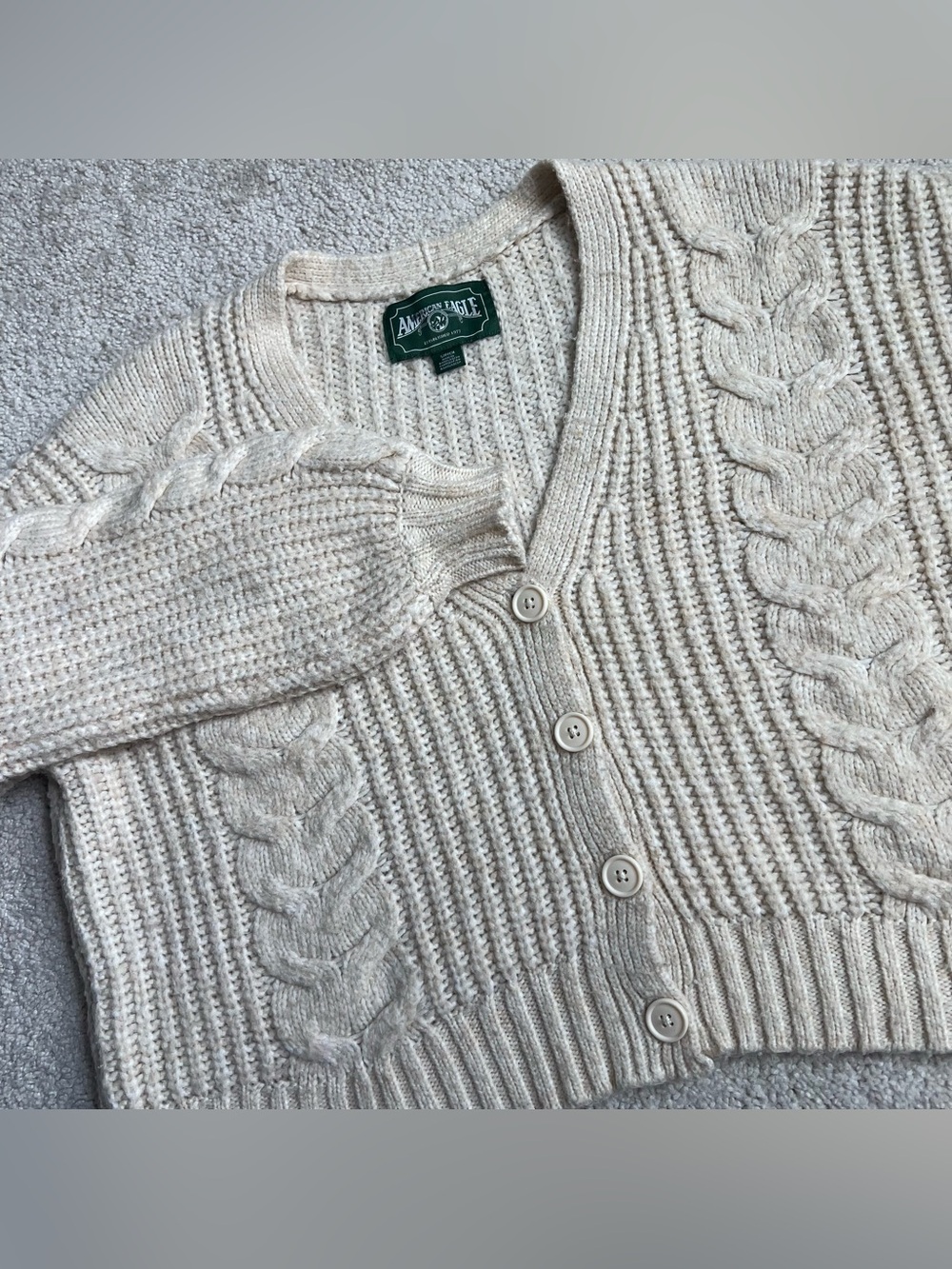 American Eagle Outfitters Y2K Cream Cable Knit Button-Up Cropped Cardigan Sz S